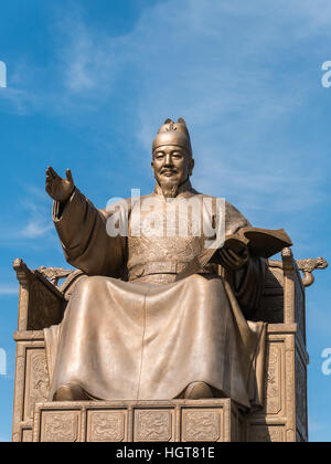 Statue of King Sejong at the Gwanghwamun square in Seoul, Korea. Stock Photo