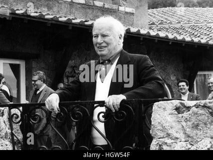 CHARLES CHAPLIN (1889-1977) English film actor and  director about 1972 Stock Photo