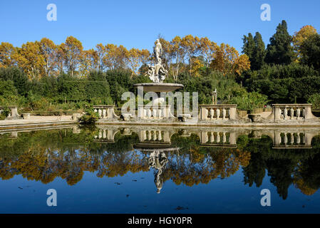 Florence. Italy. Boboli Gardens (Giardini di Boboli), the Isolotto and Fountain of Oceanus, 1571–76, by Giambologna (1529-1608). Stock Photo