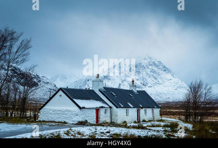 a winters cabin in glencoe in scotland Stock Photo