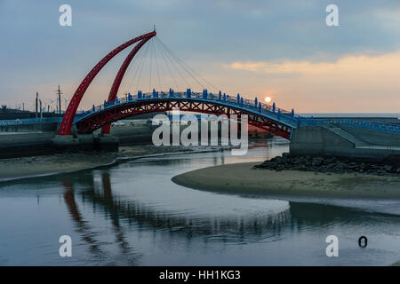 Sunset view of the beautiful Rainbow Bridge at Yuanli, Taiwan Stock Photo