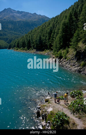 Lake of  Vernago (Vernagt), Val Senales (Schnalstal), Trentino Alto Adige, Italy Stock Photo