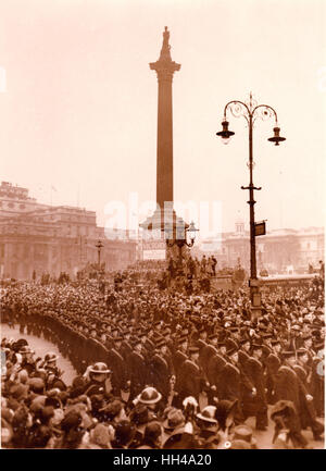 Graf Spee victory parade passes Nelsons Column. Trafalgar Square.23.2.1940 Officer and crew of HMS Exeter  HMS Ajax Stock Photo