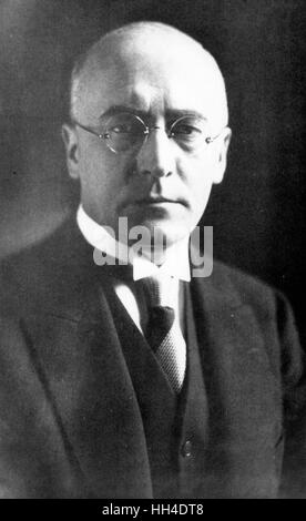 HEINRICH BRUNING  German Chancellor from 1930  until 1932; in 1934 he took  refuge in the USA and became a Harvard professor Stock Photo