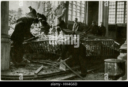 WW2 - The aftermath of the bombing by the Luftwaffe of All Hallows by the Tower, London, the Guild Church of Toc H (TH) - December, 1940. The Church was burnt three weeks later. Stock Photo