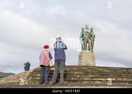 Commando Memorial, Spean Bridge, Fort William, Scotland, UK - elderly couple taking photographs Stock Photo