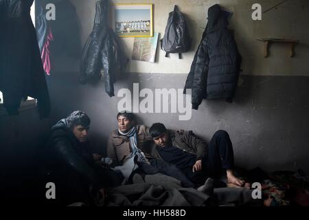 Europe, Serbia, Belgrade, 14 January 2017 : Thousands of Afghan migrants are stuck in the Serbian capital, living in abandoned warehouses, in inhuman Stock Photo