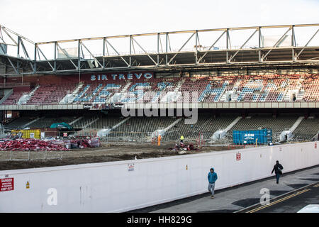 London, UK. 17th January 2017. Demolition works continue at West Ham United's former Boleyn Ground stadium in preparation for the Upton Gardens development. The East Stand has already been demolished. Credit: Mark Kerrison/Alamy Live News Stock Photo