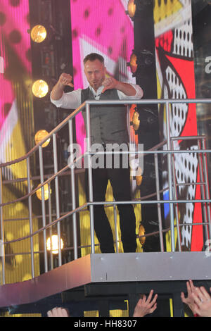 London, UK. 17th January, 2017. James Jordan is evicted from 'Celebrity Big Brother' house during a live eviction show at Elstree Studios. Credit: David Johnson/Alamy Live News Stock Photo