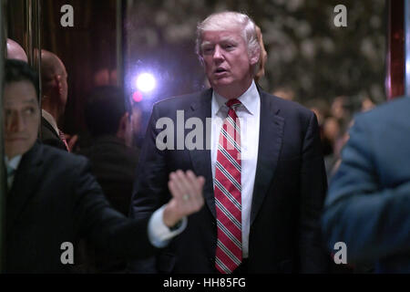 New York, NY. 16th Jan, 2017. President-Elect Donald J. Trump is seen inside the lobby elevator after meeting with Martin Luther King III (not pictured) of the Trump Tower in New York, NY, on January 16, 2017. Credit: Anthony Behar/Pool via CNP - NO WIRE SERVICE - Photo: Anthony Behar/Pool via CNP/dpa/Alamy Live News Stock Photo