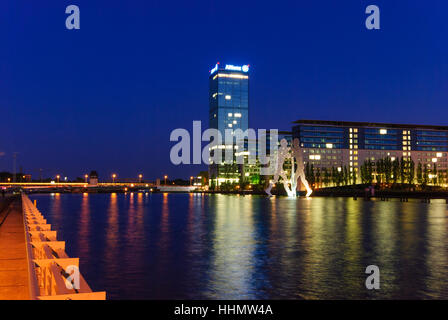 Berlin: Allianz Treptowers, sculpture 'Molecule Man' in river Spree in Treptow, , Berlin, Germany Stock Photo