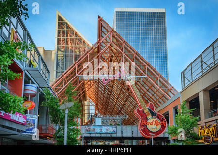 LOUISVILLE, KY, USA - JULY 10, 2016: Fourth Street Live an entertainment and retail complex located in Louisville Kentucky. Stock Photo