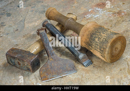 tool, iron, sculptor, stonemason, chisel, sledges, gavel, hammer, still life, Stock Photo