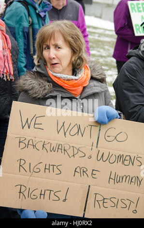 Augusta, Maine, USA. 21st Jan, 2017. Women’s March on Maine rally in front of the Maine State Capitol. The March on Maine is a sister rally to the Women’s March on Washington. Credit: Jennifer Booher/Alamy Live News Stock Photo