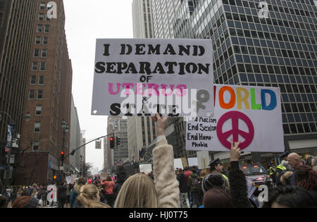 New York, USA. 21st January, 2017. Ten's of thousands march in New York CIty putting the Trump administration on notice about many serious issues of concern. Credit: David Grossman/Alamy Live News Stock Photo