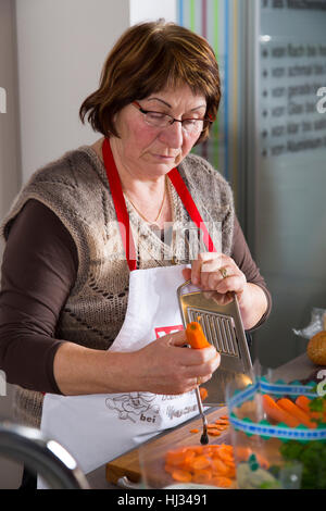 spare time, free time, leisure, leisure time, grandmother, granny, active, Stock Photo