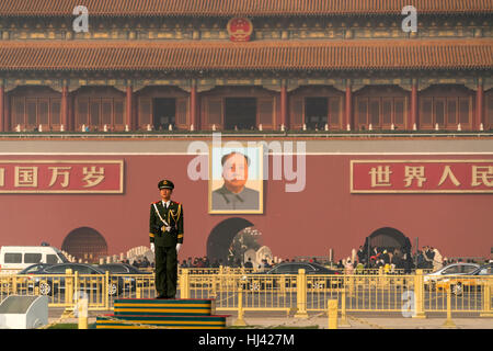 Guard and portrait of Mao Zedong at the Tiananmen gate, Beijing, People's Republic of China, Asia Stock Photo
