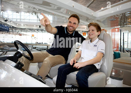 Dusseldorf, Germany. 20th January, 2017. boot Duesseldorf 2017 - the worlds biggest yachting and water sports exhibition. Star is the super yacht Princess 30M. It is the largest and most expensive yacht at the fair. Stefan and Daniel (11) in the wheelhouse. Stock Photo