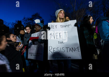 New York, USA. 25th Jan, 2017. Hours after President Donald Trump signed executive orders to begin building a wall between the US and Mexico, and to increase immigration enforcement, activists rallied in Washington Square Park vowing to defend Muslim and Immigrant rights. Credit: Stacy Walsh Rosenstock/Alamy Live News Stock Photo