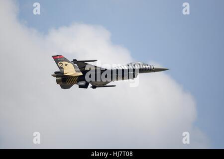 Turkisk Air Force F-16C Fighting Falcon 'Solo Turk' Stock Photo