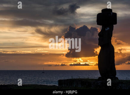 Statues ( moai) on easter island , chile Stock Photo