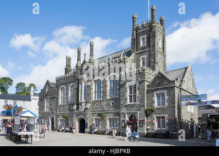 Tavistock Town Hall, Bedford Square, Tavistock, Devon, England, United Kingdom Stock Photo