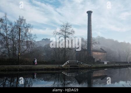 Cromford Canal, High Peak Junction, Derbyshire, UK. 24th Jan, 2017. A misty morning by the steam pumping station used to pump water from the river Derwent to the Cromford Canal at High Peak Junction during the Industrial Revolution. Credit: Tom Corban/Alamy Live News Stock Photo