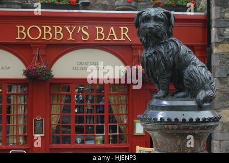 Architecture and nature parks in Edinburgh, Scotland, UK Stock Photo