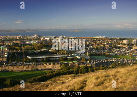 Architecture and nature parks in Edinburgh, Scotland, UK Stock Photo