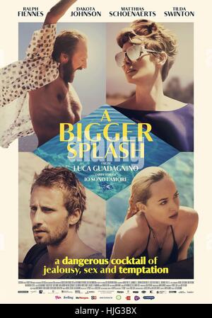 A Bigger Splash Year : 2015 Italy / France Director : Luca Guadagnino Ralph Fiennes, Dakota Johnson, Matthias Schoenaerts, Tilda Swinton Movie poster (Bel) Stock Photo