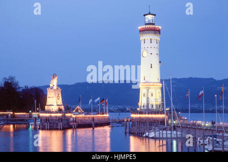 Germany Lake Contanze, Lindau, harbour entrance, lighthouse, lion statue Stock Photo
