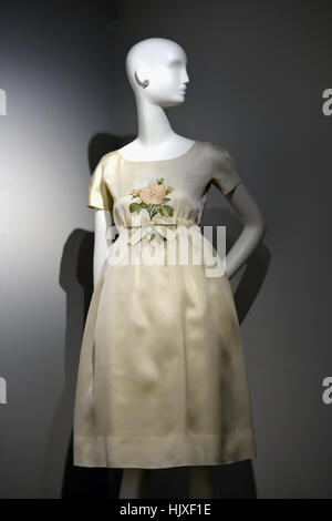 Hubert de Givenchy ( Couturier ) France Silk embodied dress 1960 Audrey Hepburn ( Movie Star ) United Kingdom Stock Photo