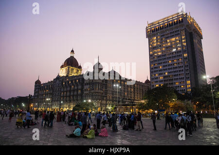 The famous 5-star Taj Hotel and the new Tower Wing on the seafront in Colaba, Mumbai (Bombay), India. Stock Photo