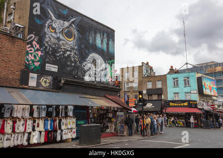 People flock to the shopping streets of Camden Market, North West London, London, England, United Kingdom Stock Photo