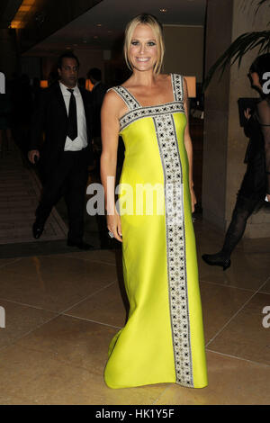 Beverly Hills, CA, USA. 11th Jan, 2015. 11 January 2015 - Beverly Hills, California - Molly Sims. 72nd Annual Golden Globe Awards - Exits held at the Beverly Hilton Hotel. Photo Credit: Byron Purvis/AdMedia Credit: Byron Purvis/AdMedia/ZUMA Wire/Alamy Live News Stock Photo