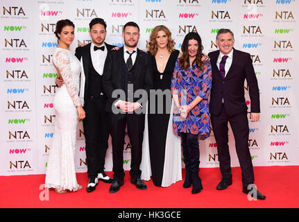 The cast of Emmerdale in the press room with the award for Best Serial Drama at the National Television Awards 2017, held at The O2 Arena, London. PRESS ASSOCIATION Photo. Picture date: 25th January, 2017. See PA Story SHOWBIZ NTAs. Photo credit should read: Ian West/PA Wire Stock Photo