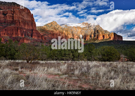 Snow on the red rocks in Sedona, Arizona, USA Stock Photo