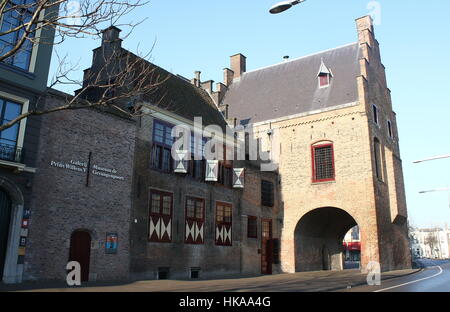 Gevangenpoort (Prisoner's Gate), former gate and medieval prison on the Buitenhof in central Den Haag (The Hague), Netherlands Stock Photo