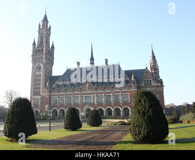 Vredespaleis/ Peace Palace, international law administrative building, The Hague, Netherlands. UN International Court of Justice Stock Photo