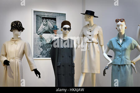 Hubert de Givenchy ( Couturier ) France clothes 1953 Stock Photo