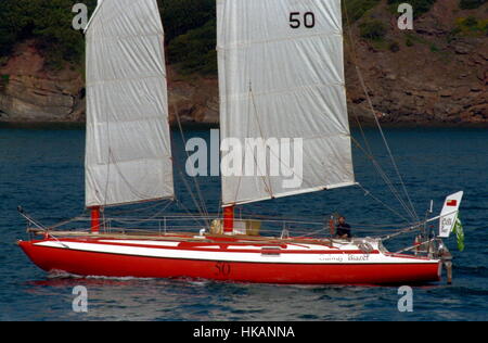 AJAXNETPHOTO. 5TH JUNE, 1988. PLYMOUTH, ENGLAND. - 1988 CARLSBERG STAR SINGLE HANDED TRANSATLANTIC RACE - OSTAR 1988 START -  GALWAY BLAZER OF DART; SKIPPER, PETER CROWTHER (GBR). PLACED 8TH IN CLASS, 69TH OVERALL. PHOTO :AJAX NEWS PHOTOS  REF:2880506 02 Stock Photo