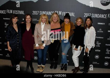 Park City, UT, USA. 27th Jan, 2017. Alethea Jones, Molly Shannon, Toni Collette, Bridget Everett, Katie Aselton, Julie Rudd, Naomi Scott at arrivals for FUN MOM DINNERS Premiere at Sundance Film Festival 2017, Eccles Theatre, Park City, UT January 27, 2017. Credit: James Atoa/Everett Collection/Alamy Live News Stock Photo