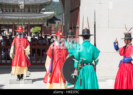 Seoul, South Korea - September 7: Soldiers in traditional uniforms proceed to the change of the guard in front of Gyeongbokgung Palace in Seoul. Stock Photo