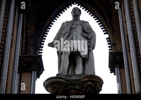 Albert Memorial (Thomas Worthington & Matthew Noble, 1869) Albert Square, Manchester Town Hall, Manchester, UK. Stock Photo