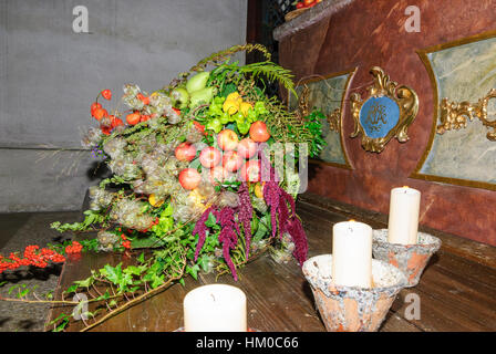 Spitz an der Donau: church Holy Mauritius: Decoration to the Thanksgiving Day, bunch of grapes, Wachau, Niederösterreich, Lower Austria, Austria Stock Photo