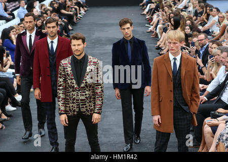 Sydney, Australia. 1st Feb, 2017. David Jones Autumn Winter 2017 collections launch rehearsal at St Mary's Cathedral Precinct. Pictured: Jason Dundas and models showcase designs by Jack London. Credit: Richard Milnes/Alamy Live News Stock Photo