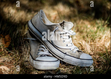 Hole canvas shoes hi res stock photography and images Alamy