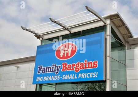Family Bargains superstore, Staples Corner Retail Park, London, UK Stock Photo