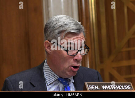 Washington, DC., USA, 18th January, 2017 Democratic Rhode Island Senator Sheldon Whitehouse questions Oklahoma Attorney General Scott Pruitt about his qualifications to be the EPA administrator during confirmation hearings by the Senate Committee on Environment and Public Works  Photo by: Mark Reinstein Stock Photo