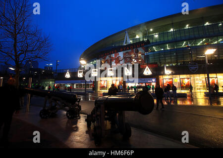 General view of the stadium prior to the Premier League match at The Emirates Stadium, London. PRESS ASSOCIATION Photo. Picture date Tuesday January 31, 2017. See PA story SOCCER Arsenal. Photo credit should read: John Walton/PA Wire. RESTRICTIONS: No use with unauthorised audio, video, data, fixture lists, club/league logos or 'live' services. Online in-match use limited to 75 images, no video emulation. No use in betting, games or single club/league/player publications. Stock Photo